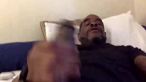 Snapshot of olivertwist1273 chatting on December 31, 2024, 5:29 pm olivertwist1273 online show from December 31, 2024, 5:29 pm