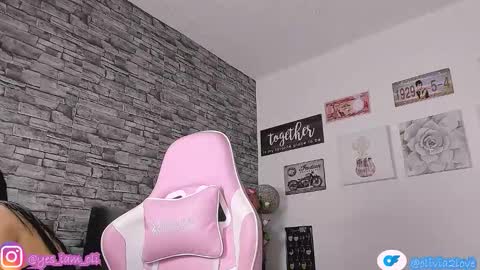 Snapshot of olivia22love chatting on September 23, 2025, 12:41 pm ..................................... 500 am- 1200 pm GMT-5 online show from September 23, 2025, 12:41 pm