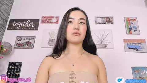 Snapshot of olivia22love chatting on September 29, 2025, 12:32 pm ..................................... 500 am- 1200 pm GMT-5 online show from September 29, 2025, 12:32 pm