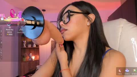 Olivia online show from February 21, 2025, 4:18 am