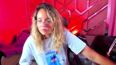  OLIVIA  online show from February 27, 2025, 6:40 am