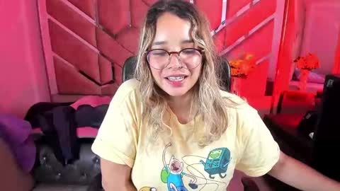  OLIVIA  online show from September 21, 2025, 2:35 am