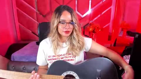  OLIVIA  online show from October 17, 2025, 2:15 am