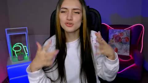 Snapshot of olivia_norton_ chatting on November 4, 2025, 2:49 pm olivia_norton_ online show from November 4, 2025, 2:49 pm