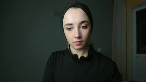 Olivia online show from January 27, 2025, 9:00 pm