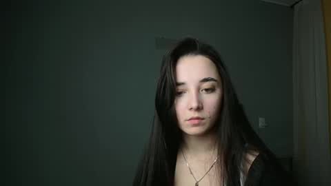 Olivia online show from February 5, 2025, 11:50 pm