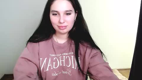 Olivia online show from March 9, 2026, 10:03 pm