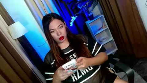 Miss OLIVIA online show from December 4, 2025, 10:02 am