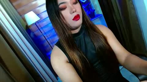 Miss OLIVIA online show from March 13, 2026, 10:22 am