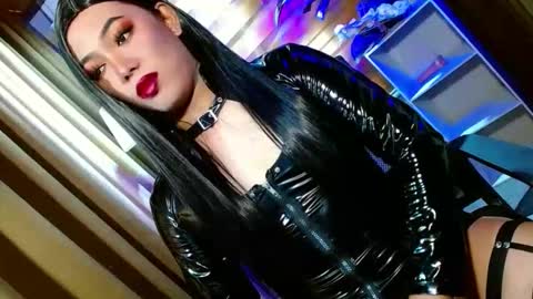 Miss OLIVIA online show from April 21, 2026, 6:09 am