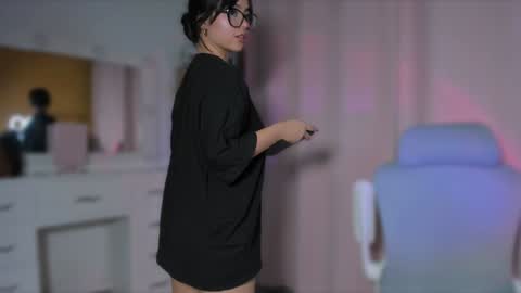 Olivia online show from January 10, 2025, 9:55 am