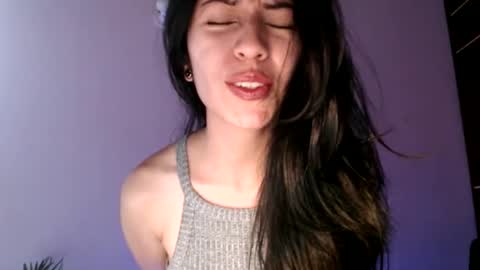oliviaaa__ online show from March 3, 2026, 4:24 pm