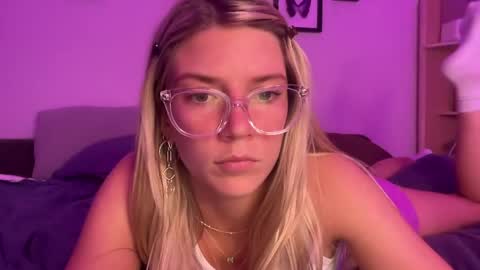 Olivia online show from June 10, 2026, 1:39 am