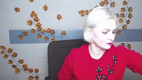 OliviaHorst online show from December 5, 2024, 6:21 am