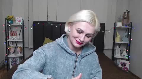 OliviaHorst online show from January 22, 2025, 4:12 pm