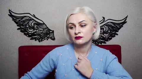 OliviaHorst online show from February 8, 2025, 9:13 am