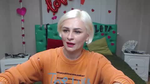 OliviaHorst online show from September 18, 2025, 5:09 am