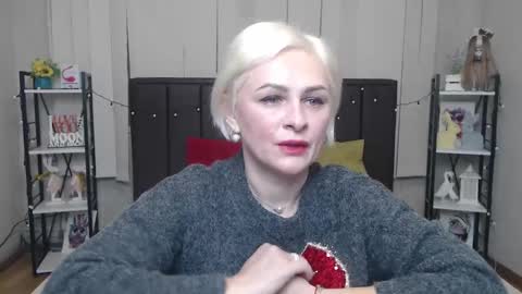 OliviaHorst online show from October 14, 2025, 5:30 am