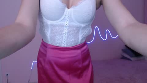 Olivia online show from December 1, 2024, 8:31 pm