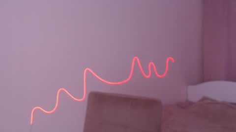 Olivia online show from December 23, 2024, 4:17 pm