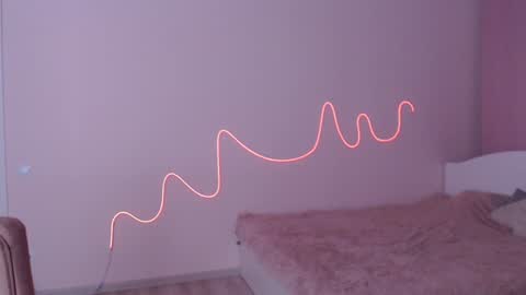 Olivia online show from December 26, 2024, 6:12 pm