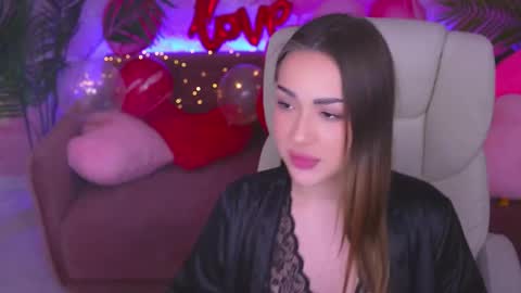 Olivia online show from February 8, 2026, 8:01 pm