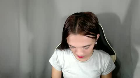 NICOLE online show from September 23, 2025, 5:27 pm