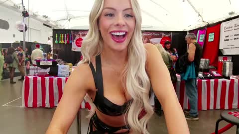 Olivia Owens online show from February 1, 2025, 9:51 pm