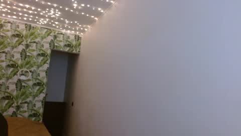 Olivia online show from January 19, 2025, 5:26 am