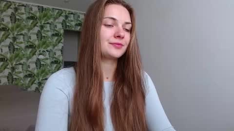 Olivia online show from October 4, 2025, 4:32 am