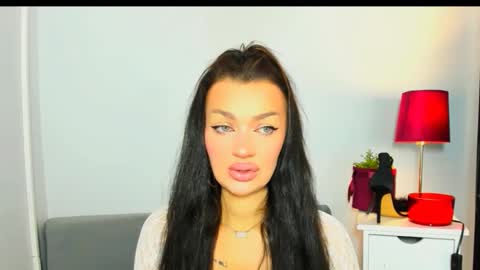 Snapshot of oliviawomen chatting on February 7, 2026, 8:07 am OliviaWomen online show from February 7, 2026, 8:07 am