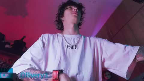     online show from September 8, 2025, 10:31 pm