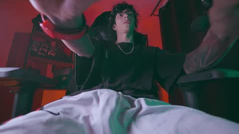     online show from March 31, 2026, 2:35 am