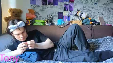 Tony online show from April 1, 2026, 10:16 am