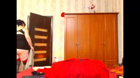 Snapshot of olvia7985 chatting on February 28, 2025, 6:32 am olvia online show from February 28, 2025, 6:32 am