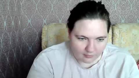 OlyaFire online show from May 16, 2026, 6:43 am