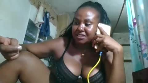 olyvienne90 online show from December 3, 2025, 9:18 am