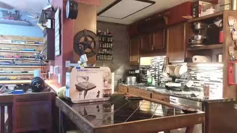 Norm online show from October 22, 2025, 7:46 pm