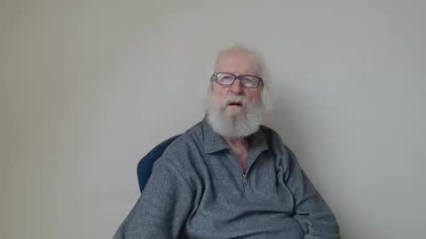 Somewhere over the rainbow online show from February 25, 2025, 8:25 am