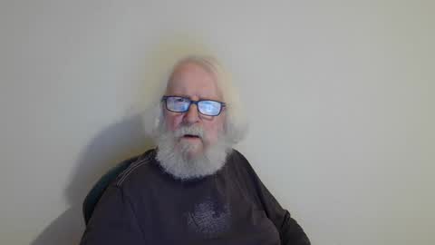 Somewhere over the rainbow online show from March 5, 2025, 8:53 pm