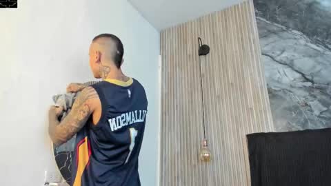     ... online show from October 26, 2025, 7:20 pm