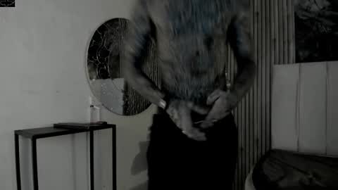     ... online show from December 17, 2025, 3:45 am