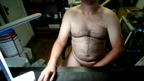 ondaground online show from October 6, 2025, 4:04 pm