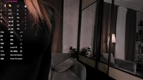 Ana online show from October 10, 2025, 6:23 am