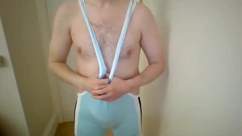 onesie1boy online show from May 26, 2026, 1:40 pm