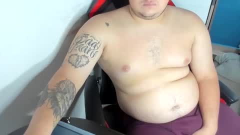 Andres INDEPENDENT MODEL online show from November 28, 2025, 4:31 pm