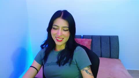 Snapshot of onlily chatting on February 4, 2026, 12:38 am onlily online show from February 4, 2026, 12:38 am