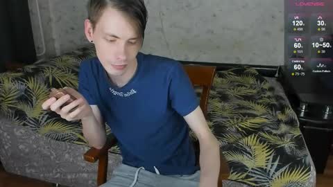 Snapshot of only_eric chatting on April 26, 2026, 9:18 am Erick online show from April 26, 2026, 9:18 am