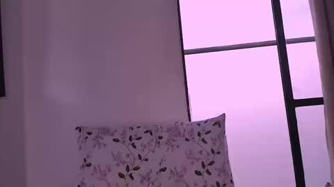 only_sarah1 online show from September 23, 2025, 10:57 pm