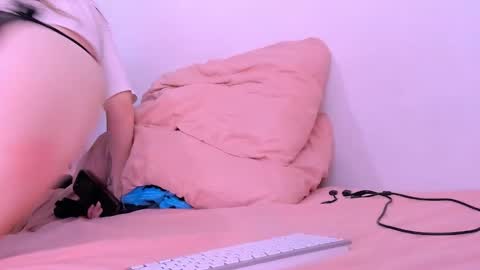 only_sarah1 online show from November 8, 2025, 9:57 pm